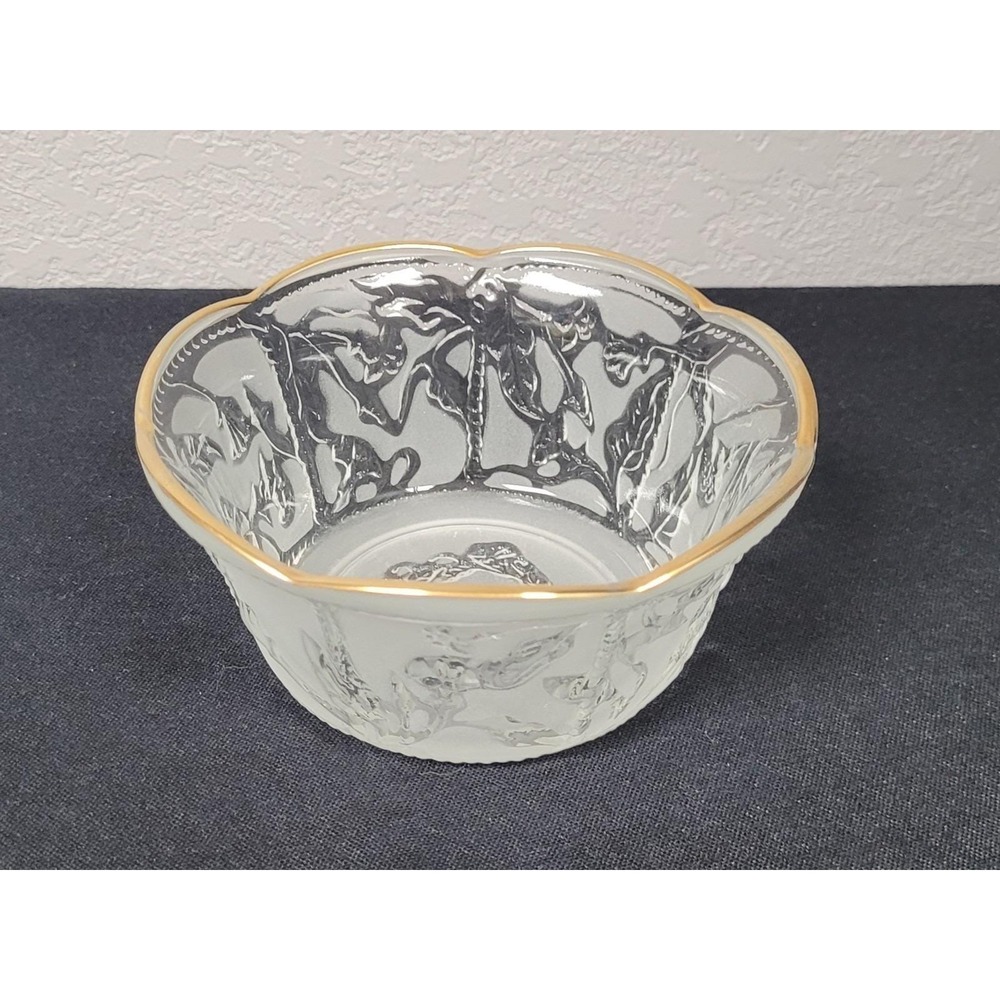 Vintage 1980s Crystal Clear Frosted Glass Bowl Scalloped Gold Rim Floral Berry